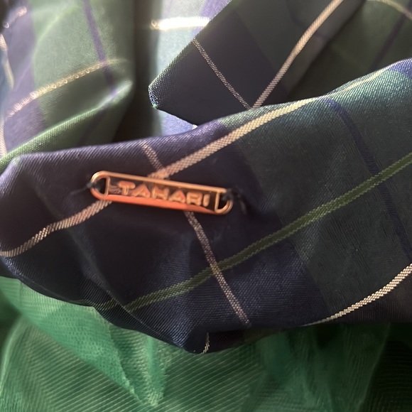 Tahari Girl, Velvet Top Dress and Plaid Skirt. Size 8 - Picture 5 of 9